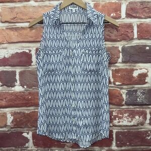 Express Portofino Shirt Women's Small White Multicolor Eiffel Tower Casual Top